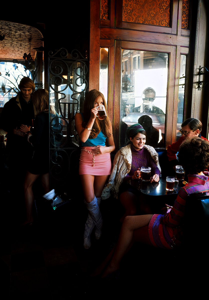 David Hurn - A pub in Kings Road with the typical 60's clientel - Chelsea, London 1967