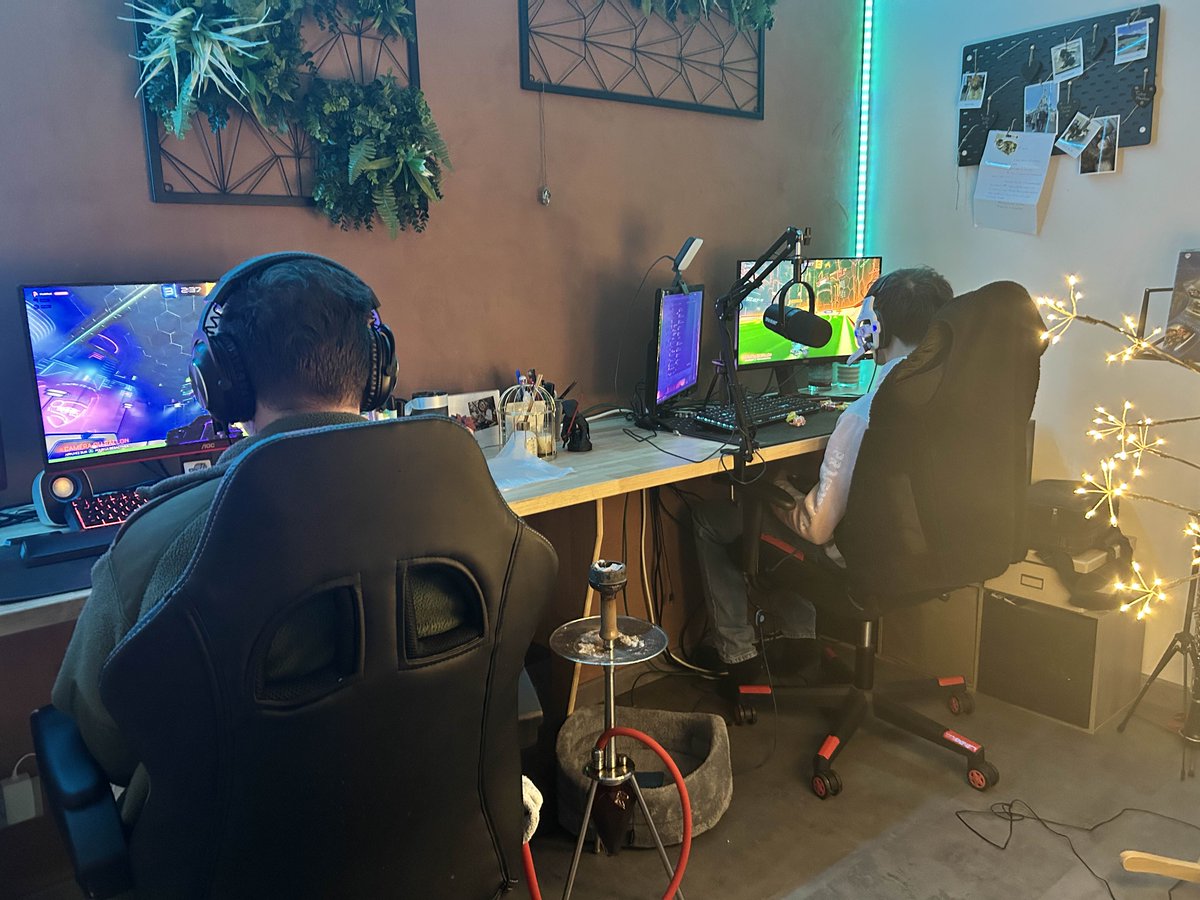 𝐍𝐄𝐖 𝐏𝐋𝐀𝐘𝐄𝐑𝐒 𝐑𝐎𝐂𝐊𝐄𝐓 𝐋𝐄𝐀𝐆𝐔𝐄 💚

Souhaitons la bienvenue à : 
- ARM7 Wiiron (x.com/wiiron?s=21)
- ARM7 Mosloc (x.com/xMosloc)
- ARM7 Bayoo (x.com/bayoo_rl)

Nos nouveaux soldats partiront en guerre très bientôt restez à l'affût ! 🫡