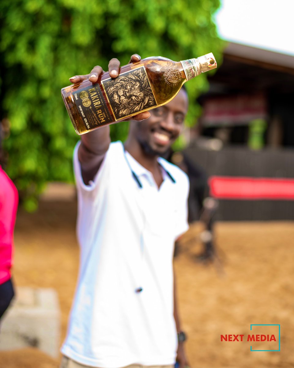 sanyukatv's tweet photo. Tunnyuke? 

Kumulimu onnyuka mmeka?
#DrinkLikeTheBold
#NextEndOfYear #SanyukaUpdates https://t.co/BXu0liWtM4