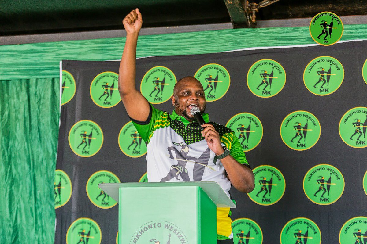 Cmdr. Floyd Shivambu is on the brink of facing the Cristiano Ronaldo heat. If he organises a village, they'll say why not a region, if he organises a province they'll say why not fill IEC stadium. It's the price you pay for being the best in the field Mr. Secretary-General. ✍🏿🤣