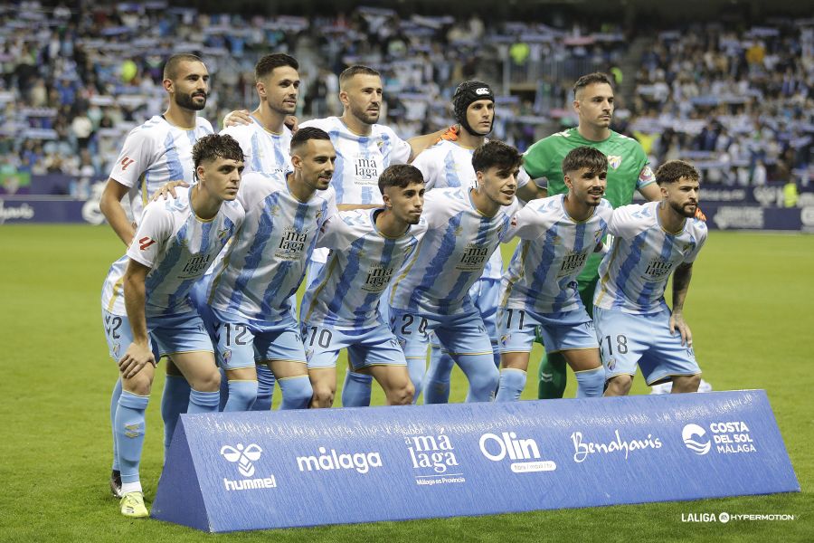 🔚 Una vez finalizada la primera vuelta, es momento valorar el rendimiento de cada jugador hasta el momento.

Se viene 🧵 con las notas de los jugadores del #MálagaCF en estos primeros 21 partidos.