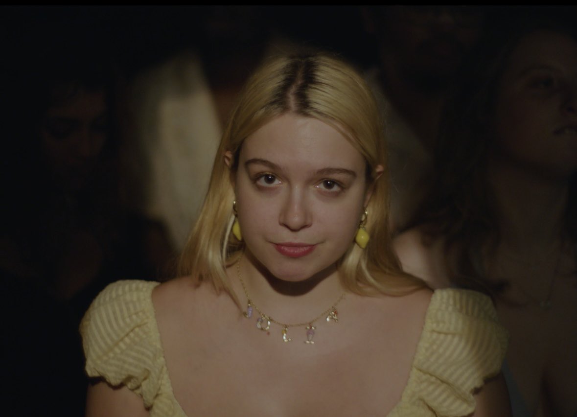 juliaklot's tweet photo. Visuals from my new music video which is out now!! Watch here: https://t.co/Dvj4xLnw0x https://t.co/6kMbcvvo7e