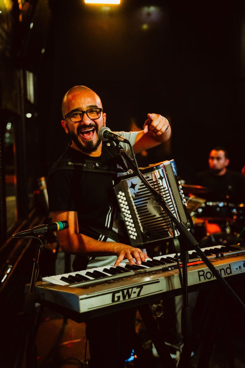 Pongámosle onda vamosss!
Se vienen dos que tres conciertos para cerrar año.