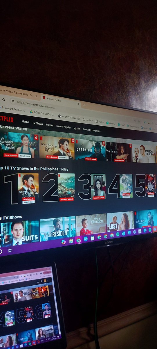 imteumewatanabe's tweet photo. hello!! @wobniee thank u so much for the fast and smooth transaction <3 i availed both netflix and prime vid ^^ thank u so so much, my fam and i will be able to enjoy our holiday 

#tysmshao https://t.co/fc94hmV2O0