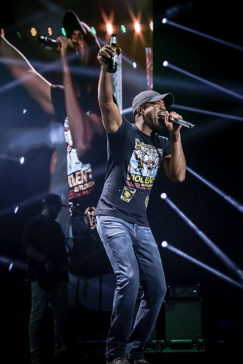 Darius Rucker tweet media