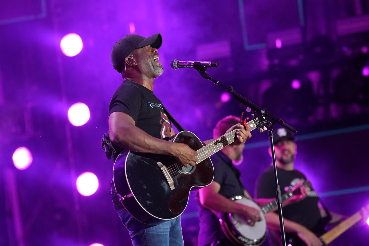 Darius Rucker tweet media