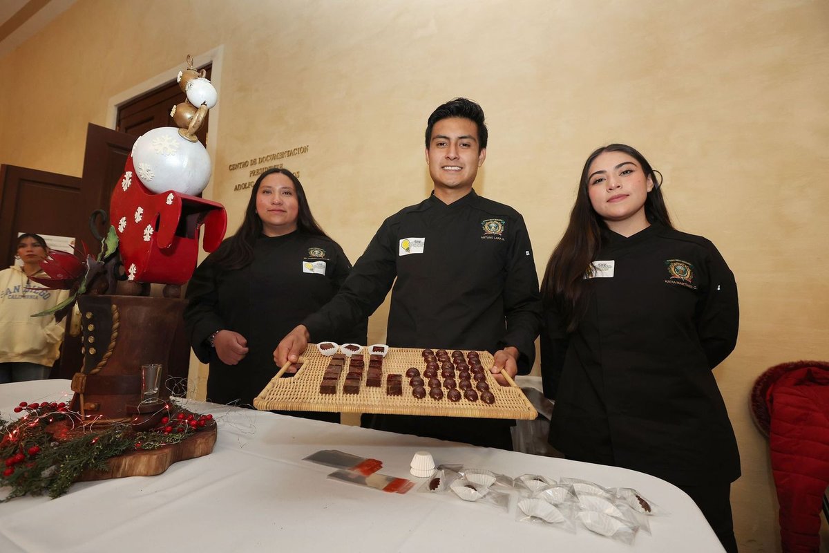 JesKatAF's tweet photo. Centro Universitario UAEMéx Tenancingo obtiene segundo lugar en el “Chocofest 2024”
https://t.co/9CBPH31xz9
#JesKat #SomosUAEMéx https://t.co/QlBUMwa0Zt