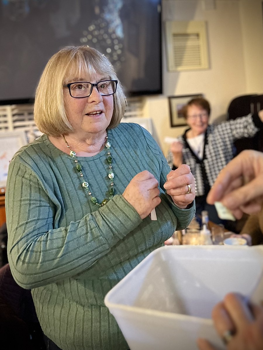 ✨ Highlights from the Bingo Bonanza at The Bell, Willersey! ✨  

A brilliant evening—thank you for your amazing support! 💛  

📖 Read more: ow.ly/lr1850UvZJB  

#Willersey #CotswoldsChristmas #TheBellWillersey