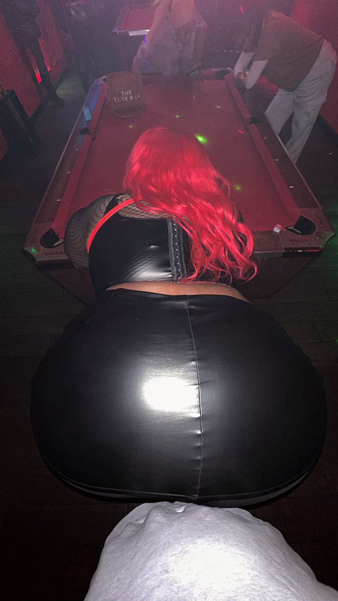 jorkin243's tweet photo. Thicker than your bifocals 👓 😏 https://t.co/1mKJ8P4UzI