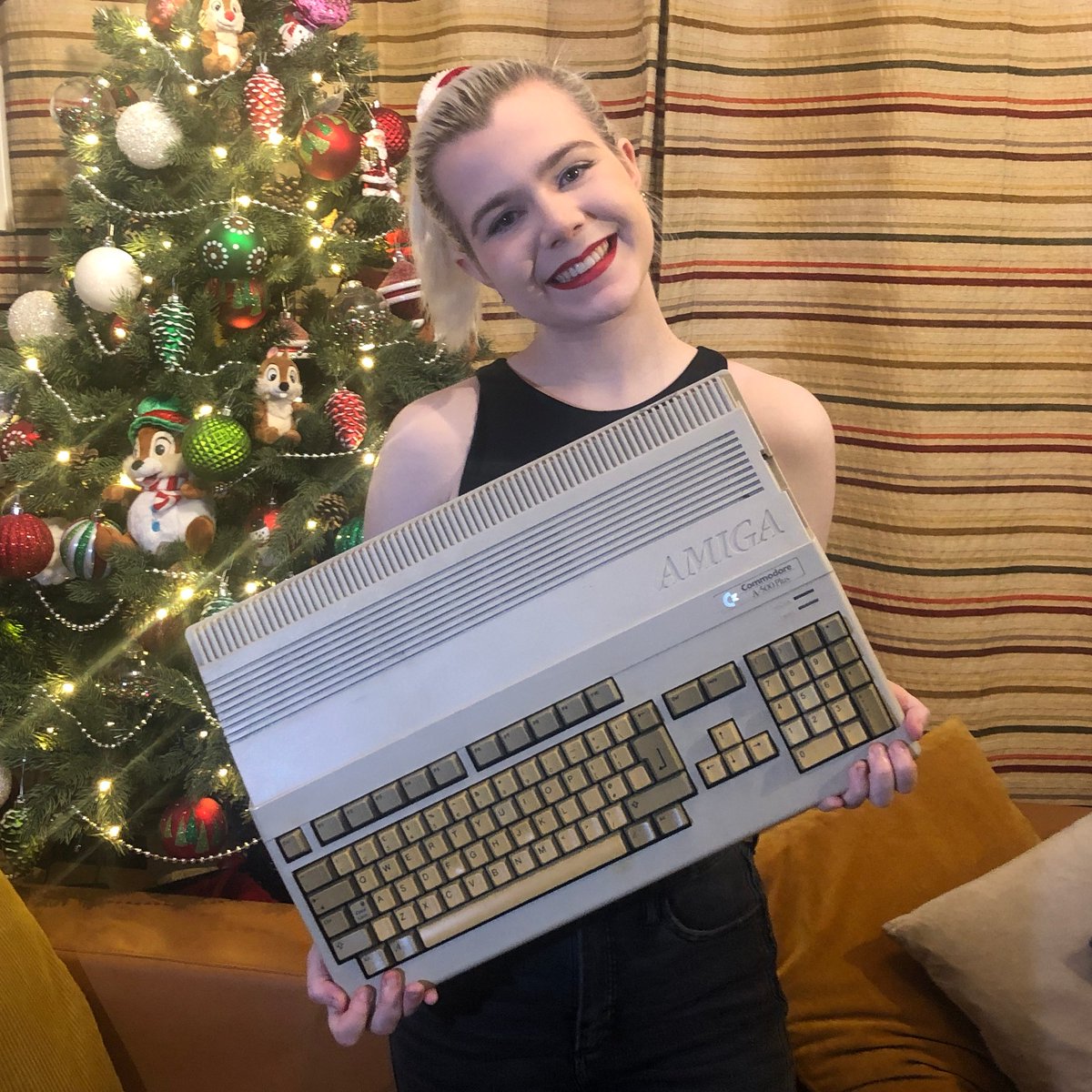 KariLawler's tweet image. Which 16-bit computing wonder did you want/or get for Christmas then? #CommodoreAmiga #AtariST