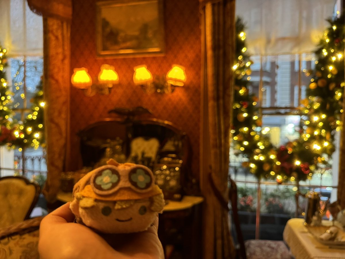 Come to 221b for Christmas.
