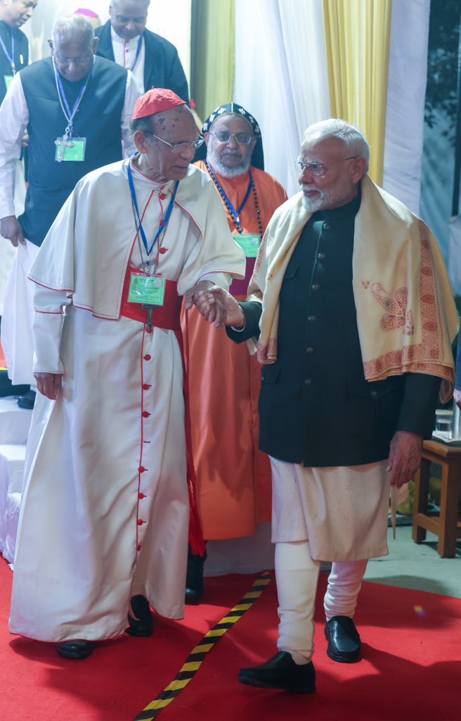 Narendra Modi tweet media