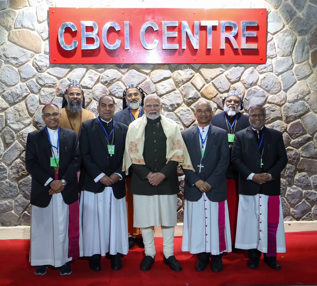 Narendra Modi tweet media