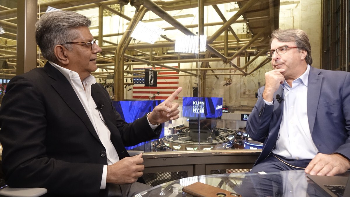 theCUBE's tweet photo. Here’s the best of #theCUBE’s latest collab with @NYSE Wired for #MediaWeek, with real-world use cases from #AI leaders ✨ Join our analysts for insights from the heart of #WallStreet
📺 Now available on-demand!
https://t.co/IgUojMq6ar
@furrier @dvellante @bjbaumann2014 @innatok