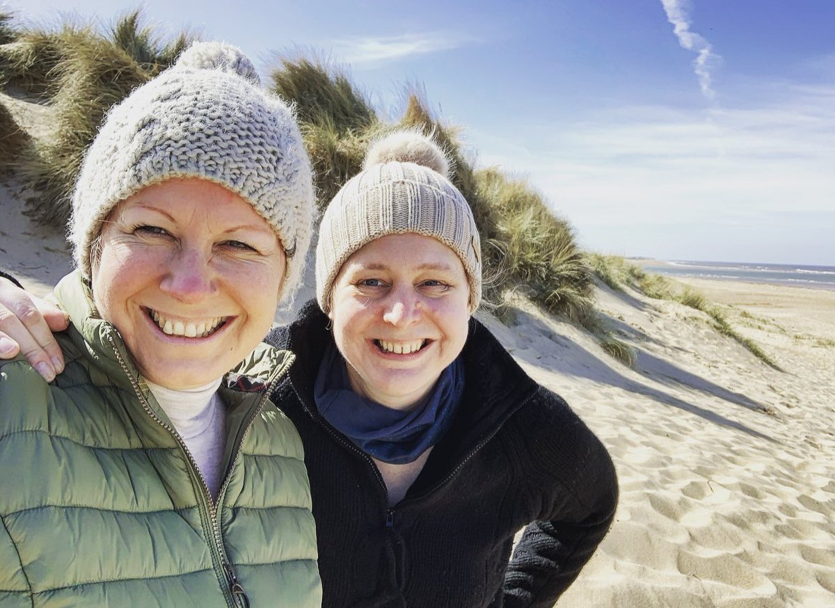 𝙻𝚊𝚞𝚛𝚊 𝚂𝚔𝚊𝚒𝚏𝚎-𝙺𝚗𝚒𝚐𝚑𝚝 💙 tweet media