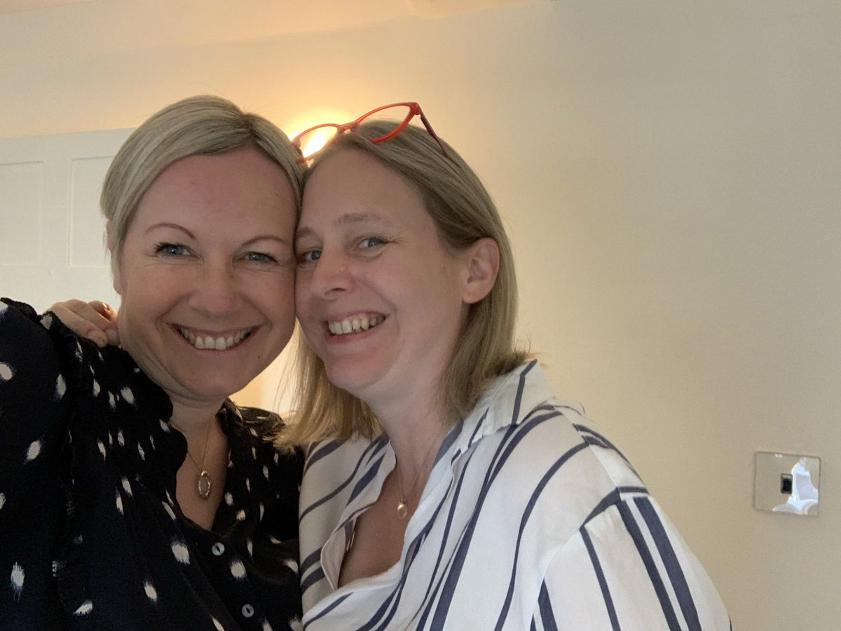 𝙻𝚊𝚞𝚛𝚊 𝚂𝚔𝚊𝚒𝚏𝚎-𝙺𝚗𝚒𝚐𝚑𝚝 💙 tweet media