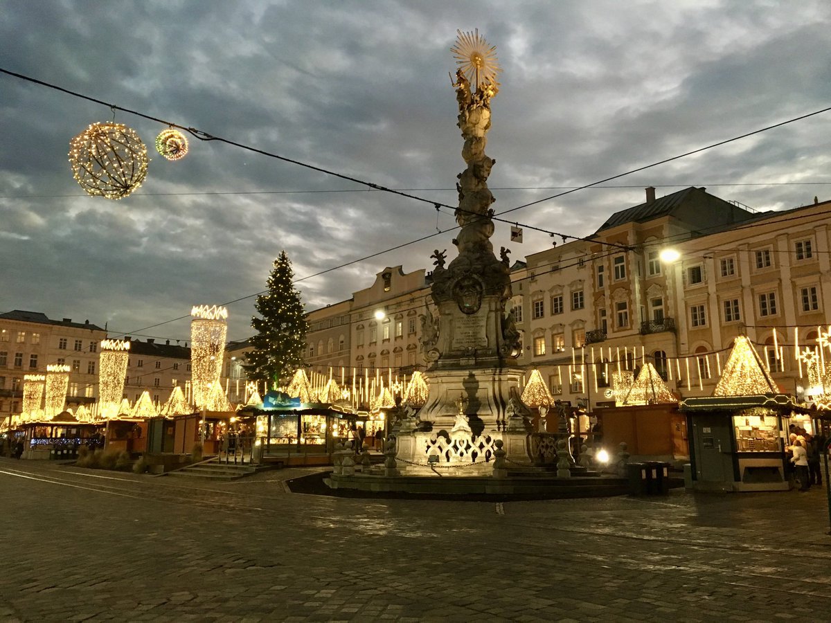 Passport Renewed ๐บ๐ธ โ๏ธ (@dawnistraveling) on Twitter photo Tis the Season! ๐๐
#Top4Theme is #Top4Sparkle
Tag the hosts: <a href="/obligatraveler/">obligatory traveler</a> <a href="/pipeaway_travel/">Pipeaway</a> <a href="/intheolivegrov1/">intheolivegroves</a>
Seattle Xmas market
NYC
Munich Xmas market
Linz, Austria Tis the Season! ๐๐
#Top4Theme is #Top4Sparkle
Tag the hosts: <a href="/obligatraveler/">obligatory traveler</a> <a href="/pipeaway_travel/">Pipeaway</a> <a href="/intheolivegrov1/">intheolivegroves</a>
Seattle Xmas market
NYC
Munich Xmas market
Linz, Austria