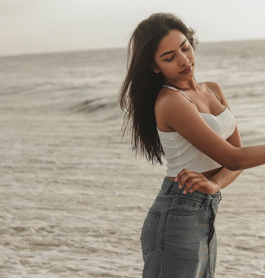 #AuroraSinclair #beach