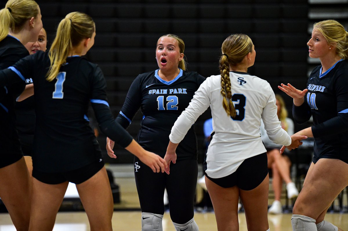 andrewtsimonson's tweet photo. After another incredible volleyball season in Shelby County, the 2024 All-County volleyball team honors the best of the best from one of the top regions in the state.

All-County Team: https://t.co/tRPI8W2hQq https://t.co/ajA6FMqXSh