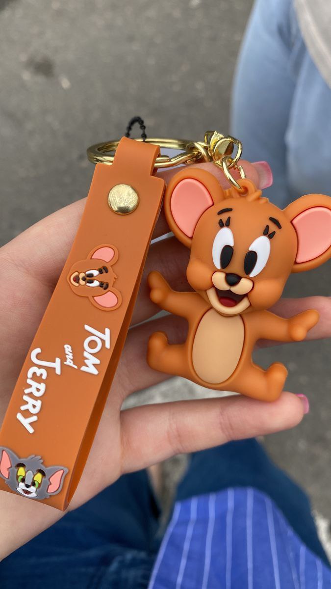 LeylaGevrek's tweet photo. Who knew a keychain could be this cute? 🗝️ 😊#MiniJoy #Keychain #TinyTreasures 💖 https://t.co/E9bxccqeuK