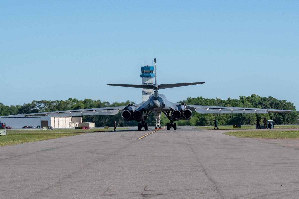SunnFunFlyIn's tweet photo. Happy Birthday to the B-1 Lancer!! 🥳

The first flight of the Rockwell B-1 Lancer took place on December 23, 1974, exactly 50 years ago! These photos are from #SNF22 when the B-1 came to #SUNnFUN as a static display. 

📸 Erik Kuna &amp; Ron Stiltner https://t.co/CXSJ2HbPRA