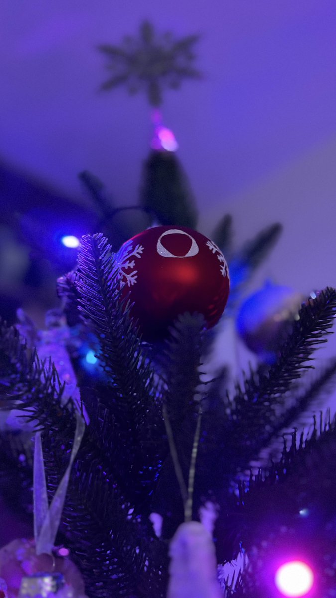 AppsDevTeam's tweet image. 🎅 Veselé Vánoce 🎄 a vše nejlepší do nového roku 2️⃣0️⃣2️⃣5️⃣! 

#adt #appsdevteam #bestcompany #christmas #vanoce