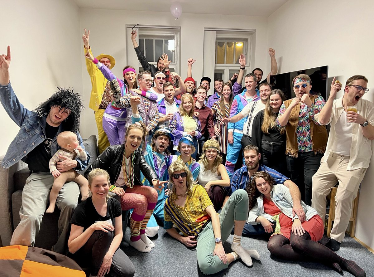 AppsDevTeam's tweet image. 🎅 Veselé Vánoce 🎄 a vše nejlepší do nového roku 2️⃣0️⃣2️⃣5️⃣! 

#adt #appsdevteam #bestcompany #christmas #vanoce