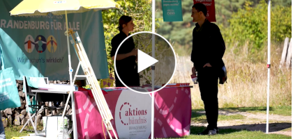 Es war ein turbulentes, ein spannendes und auch ein sehr herausforderndes Jahr 2024! 

Mit einem Videorückblick auf die vergangenen Monate schauen wir auch auf die großen Herausforderungen 2025: aktionsbuendnis-brandenburg.de/was-fuer-ein-j… 

#BrandenburgSolidarisch #MachsWirklich #Brandenburg