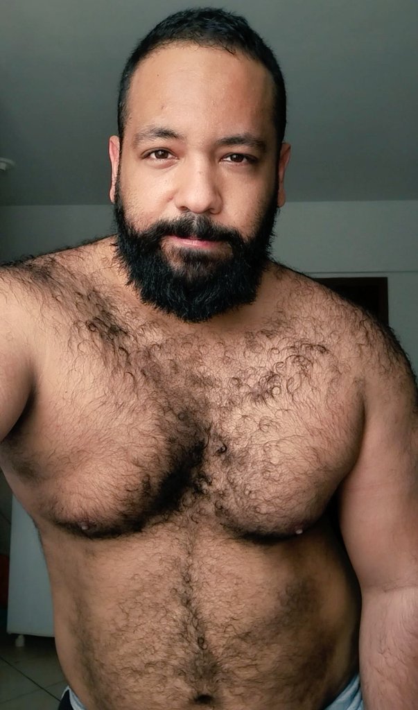 strongbearbraz's tweet photo. Grrr 🐻 https://t.co/1pWPkwNArs