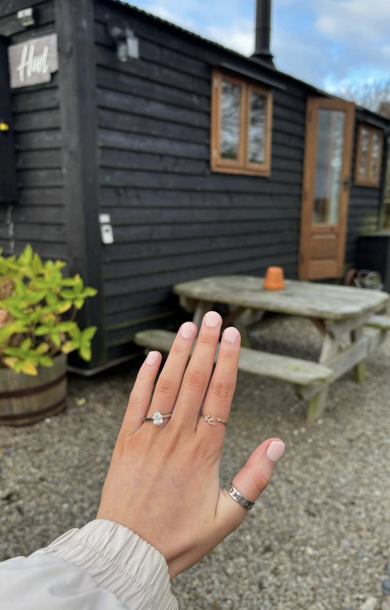 Chloe 🍉🏳️‍🌈 tweet media