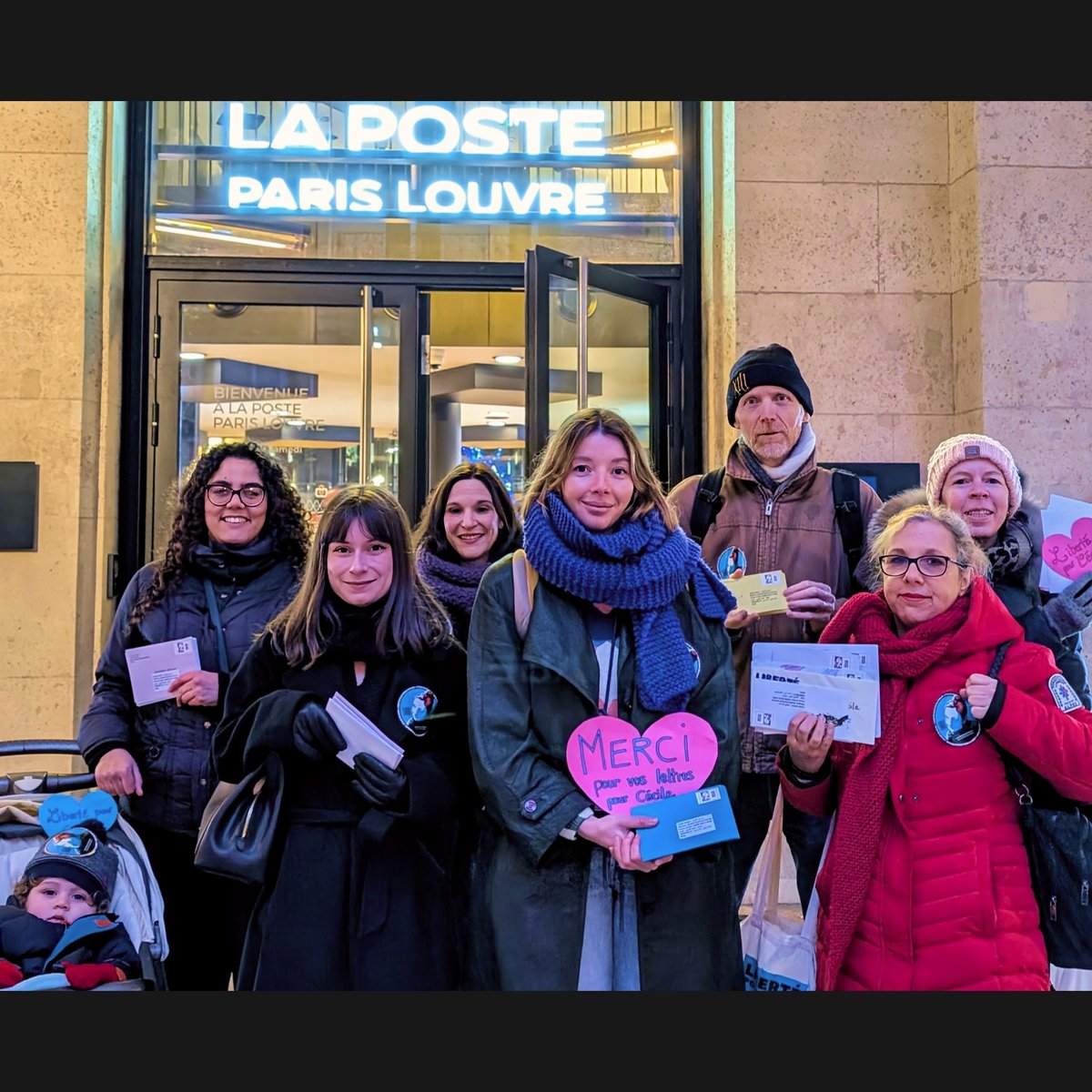 Nous avons envoyé 750 lettres de soutien à #CécileKohler à la prison d'#Evin en #Iran. Nous n'avons aucune nouvelle d'elle depuis le 10 nov. Nous voulons par cette action lui envoyer de la force pour supporter la période des fêtes qu'elle passe pour la 3è fois en tant qu'#otage