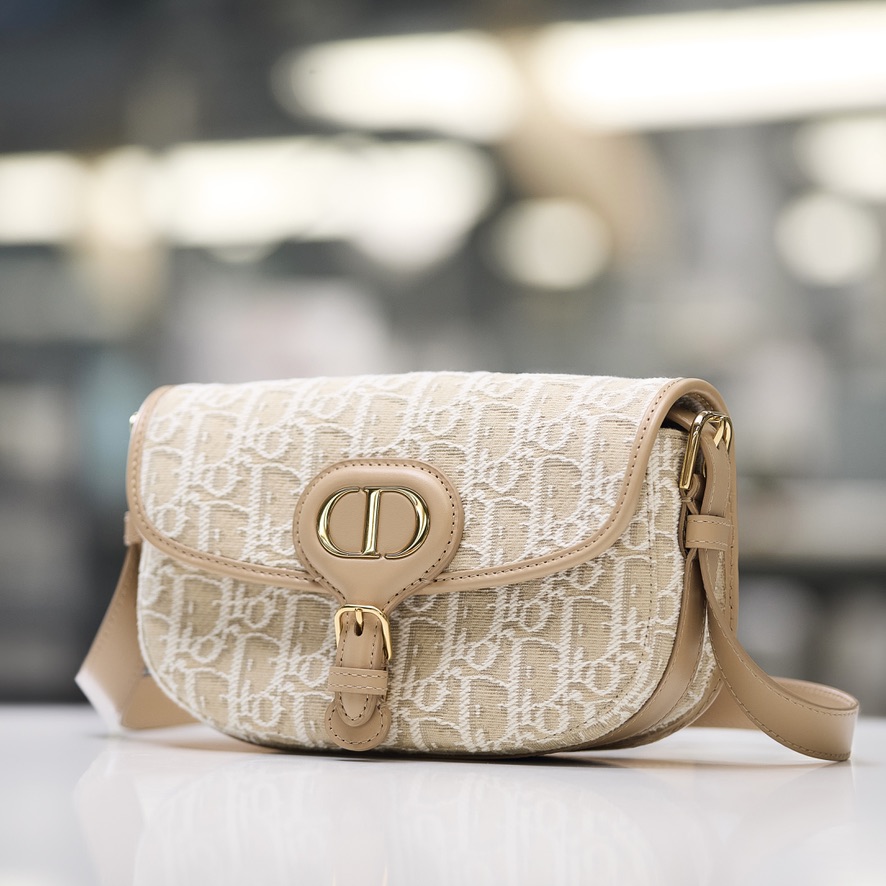 A timeless beige-hued #DiorOblique canvas meets soft chromatic