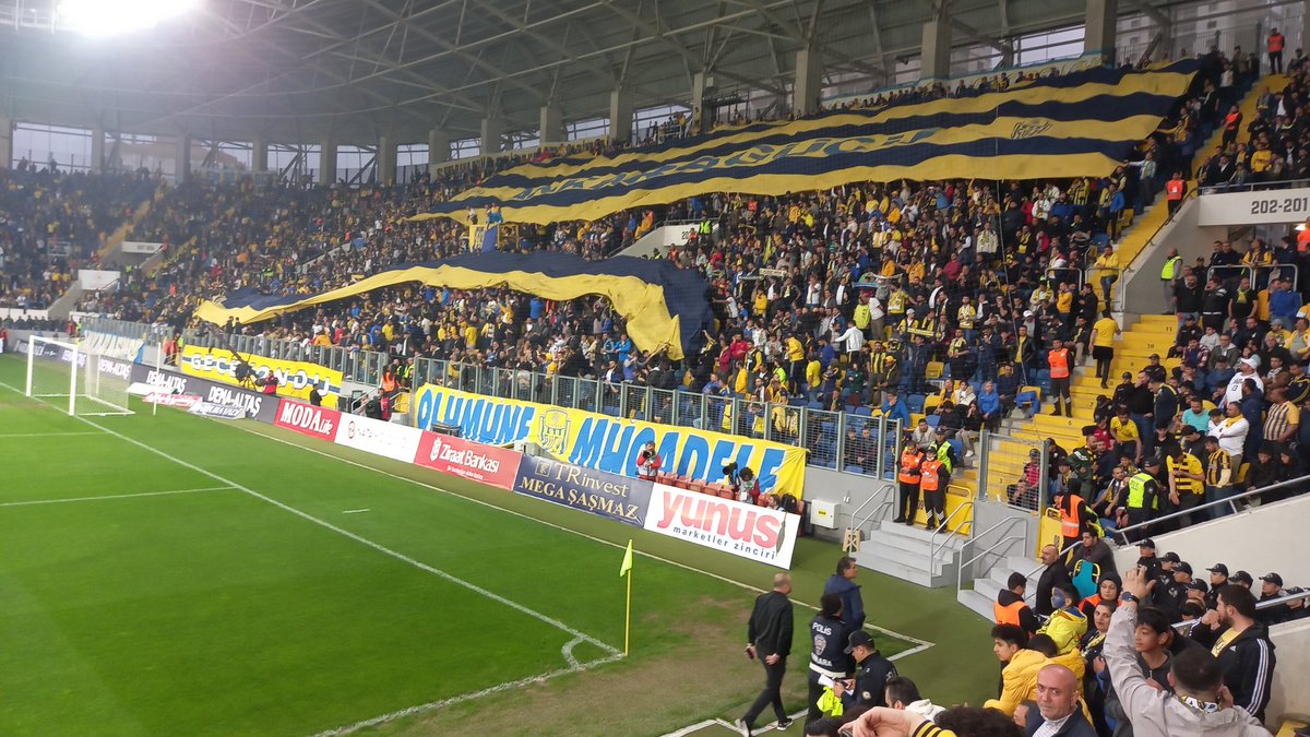 #BizAnlatalımKülliyeDinlesin