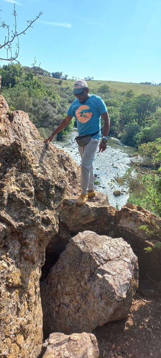 tmsegaole23's tweet photo. Peaceful environment 🌲🌳 https://t.co/hQJqjboY06