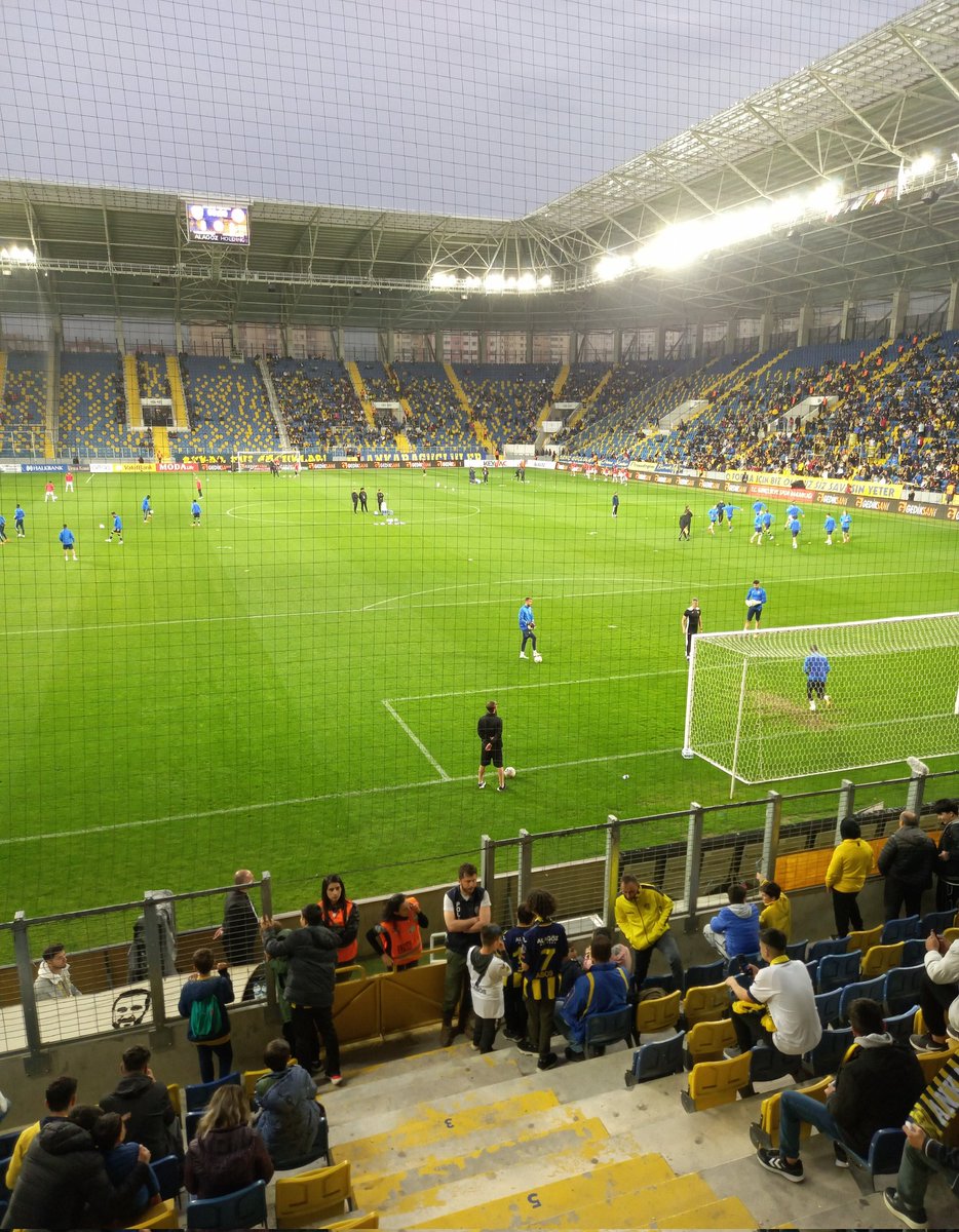 #BizAnlatalımKülliyeDinlesin