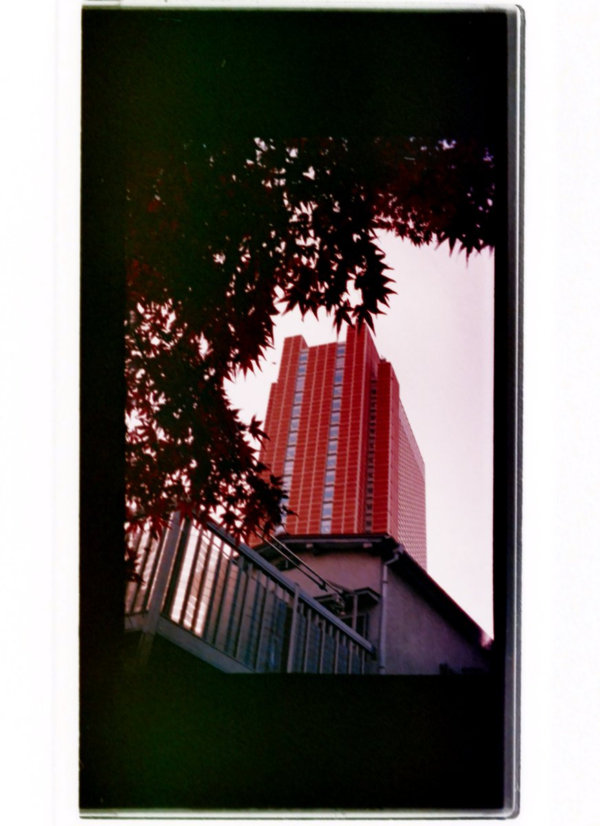 k_photo_tokyo's tweet photo. #streetphotography
#pentaxauto110 | velvia RVP 110 #xprocess 自家現像 https://t.co/3gjXaWIThS