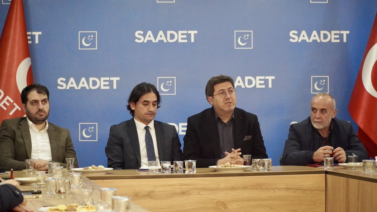 saadetpartisi41's tweet photo. 📌 İzmit İlçemizin Haftalık Yönetim Kurulu Toplantısına katılım sağladık.

İlçe Başkanımız Murat Karaturp ve değerli yönetimine çalışmalarında kolaylıklar dileriz. https://t.co/qoxo3rqk3S