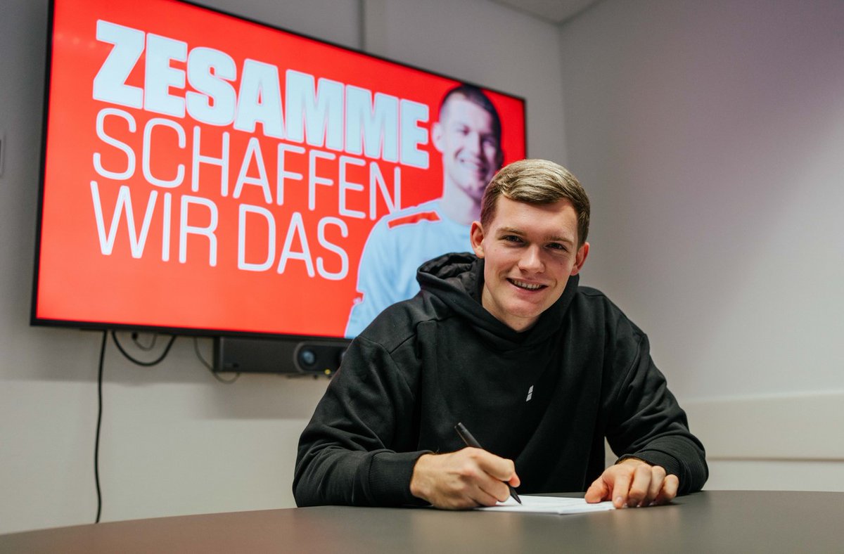 FC KÖLN a prolongé son défenseur Luca KILIAN jusqu'en 2026.
Il pourra ainsi pleinement se concentrer sur son retour après une deuxième rupture de suite des ligaments croisés