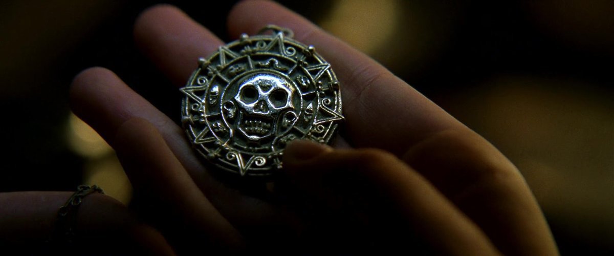 TheCinesthetic's tweet photo. pirates of the caribbean: the curse of the black pearl (2003) https://t.co/NeGkBpudFs