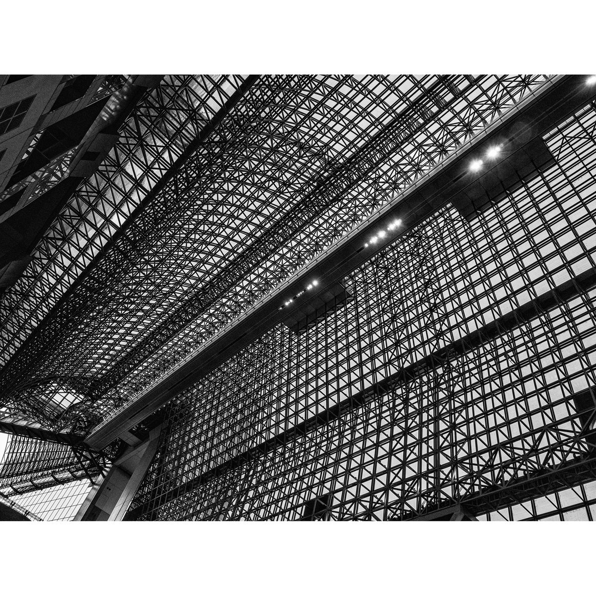 matmarcinkowski's tweet photo. Kyoto Station, Japan. Prints available. Contact for info. #kyoto #kyotostation #japan #artforsale #interiordesign #homedecor #stlinteriordesigner #stlinteriordesign #stlinteriors #stlartist #streetphotography #photographyprints #stlouis #stlouismo #stl https://t.co/3YqiK6hsDz