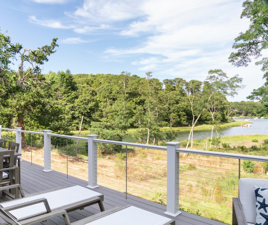 PhilbrookCC's tweet image. A wall of sliders and floor-to-ceiling windows maximizes an exquisite view.
#BuiltByPhilbrook in collaboration with A3 Architects, inc, Andersen Windows + Doors, Shepley Wood Products, White Wood Kitchens #CapeCodHome #CapeCodBuilder #WaterfrontHome #OrleansMA 📷 Grattan Imaging