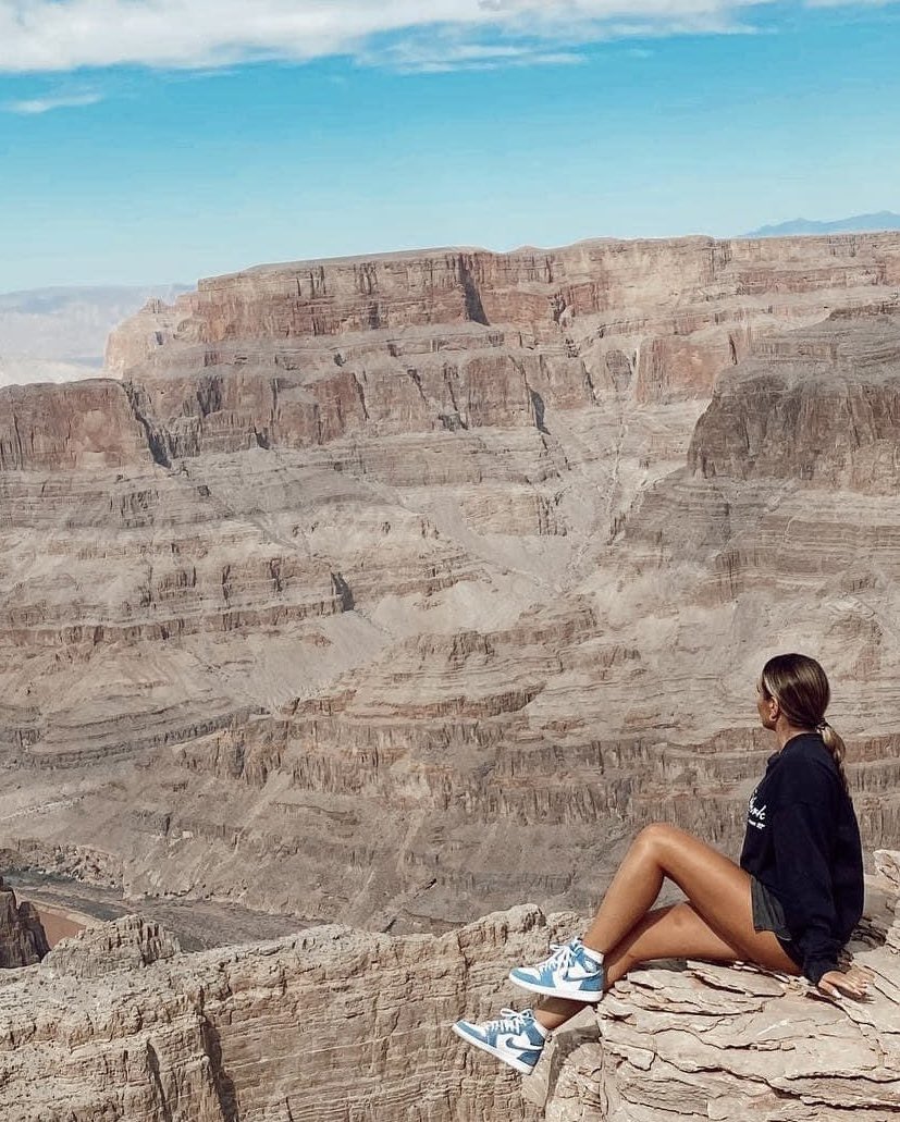 qu_caitlin's tweet photo. Was für ein F*ck!💰🤑
Nach der krassesten Nacht in Las Vegas🎰 sind wir zum Grand Canyon
und Stille - kein Netz😆

Einmal 15 Grad, ansonsten wars arschkalt aber phänomenal dort👌
Die Aussicht einer Queen würdig!😌

Heute gibts einfach ein Schluss-Wheel 😈
Regeln im Kommentar 👇😏 https://t.co/omj5jq0ZE7