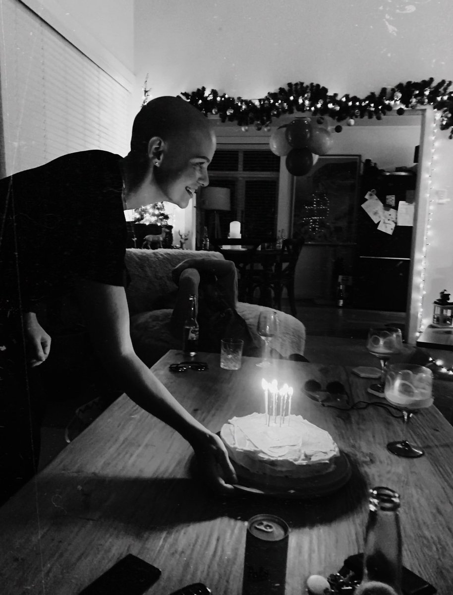 MtEdenOfficial's tweet photo. It’s my birthday!

Massive thanks to everyone who’s been spinning Venom! I’ve been locked in the studio, and I can’t wait to drop what’s coming next.

Wishing you a Merry Christmas and a Happy New Year! 💚🐍

— Mt Eden https://t.co/Ah1FbLvpuK