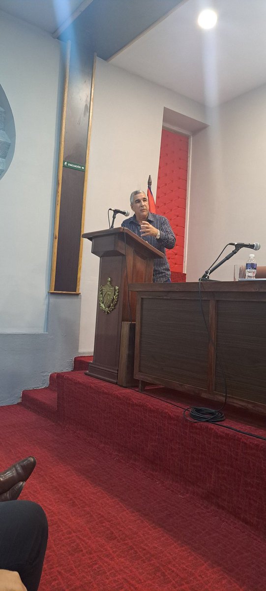 mildrey_mep's tweet photo. En el Consejo Provincial de Pinar del Río, junto al VPM @EdMartDiaz, evaluamos la implementación de las proyecciones de Gobierno así como participamos en la rendición de cuentas del Gobernador. Se identifican las insatisfacciones y está claro el camino a seguir. En el combate!!! https://t.co/p0ko7OA9ZZ