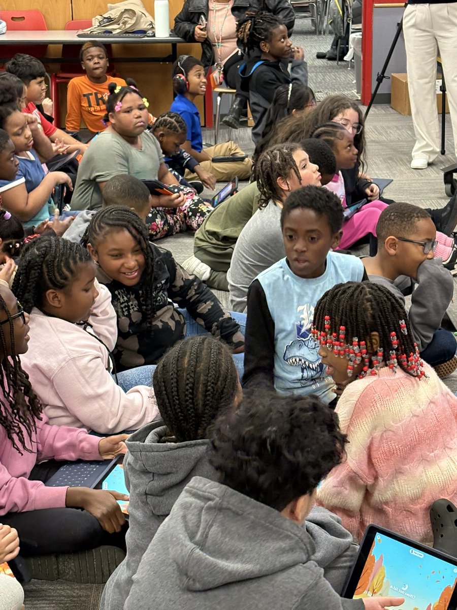 🎓 Real-Life Lessons, Real-Life Skills!
From imagining their dream lifestyles to handling life’s curveballs, our students are mastering the money skills they’ll need to thrive. Thank you, Old National Bank, for empowering our future leaders! 🌟 #BudgetLikeABoss #FinancialSavvy