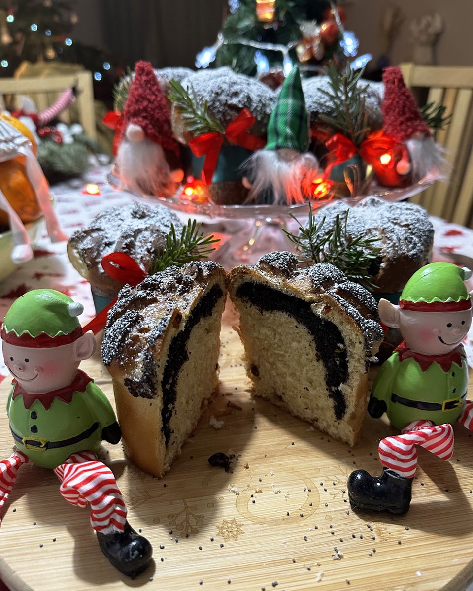 "Remember Christmas is not about a perfect turkey, a perfect Christmas tree or a perfect table! It is about the joy we spread, the love we share and the family we got! From my heart to yours, from my home to yours, Merry Christmas and a Happy New Year, everyone!" – Nelly. #GBBO