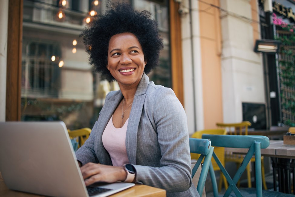 Are you a French-speaking woman entrepreneur in #BC looking to grow your business? 🌱 Join FAM (Femmes d’Affaires en Mouvement) to develop skills &amp; expand your network. Offered by <a href="/lasdecb/">SDECB</a> with support from PacifiCan &amp; #GC. 

Learn more 👉 sdecb.com/en/entrepreneu…