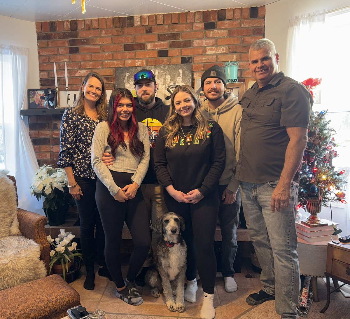 From our family to yours, Merry Christmas to family, friends and neighbours near and far. 

“Glory to God in the highest, And on earth peace, goodwill toward men!” Luke 2:14