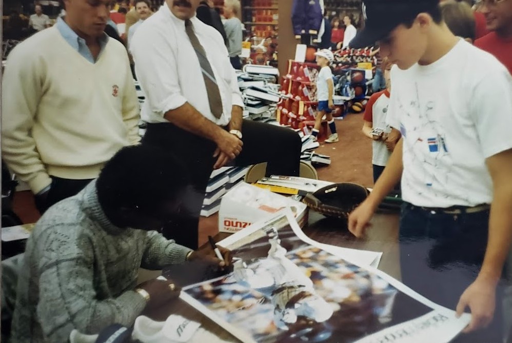 Thank you to everybody who has checked in on me. I am alive-ish
Rickey is the reason I love baseball so much despite the best efforts of owners &amp; Rob Manfred's best efforts. I might continue to enjoy it just to spite them
Sending positive vibes out to anybody who needs them