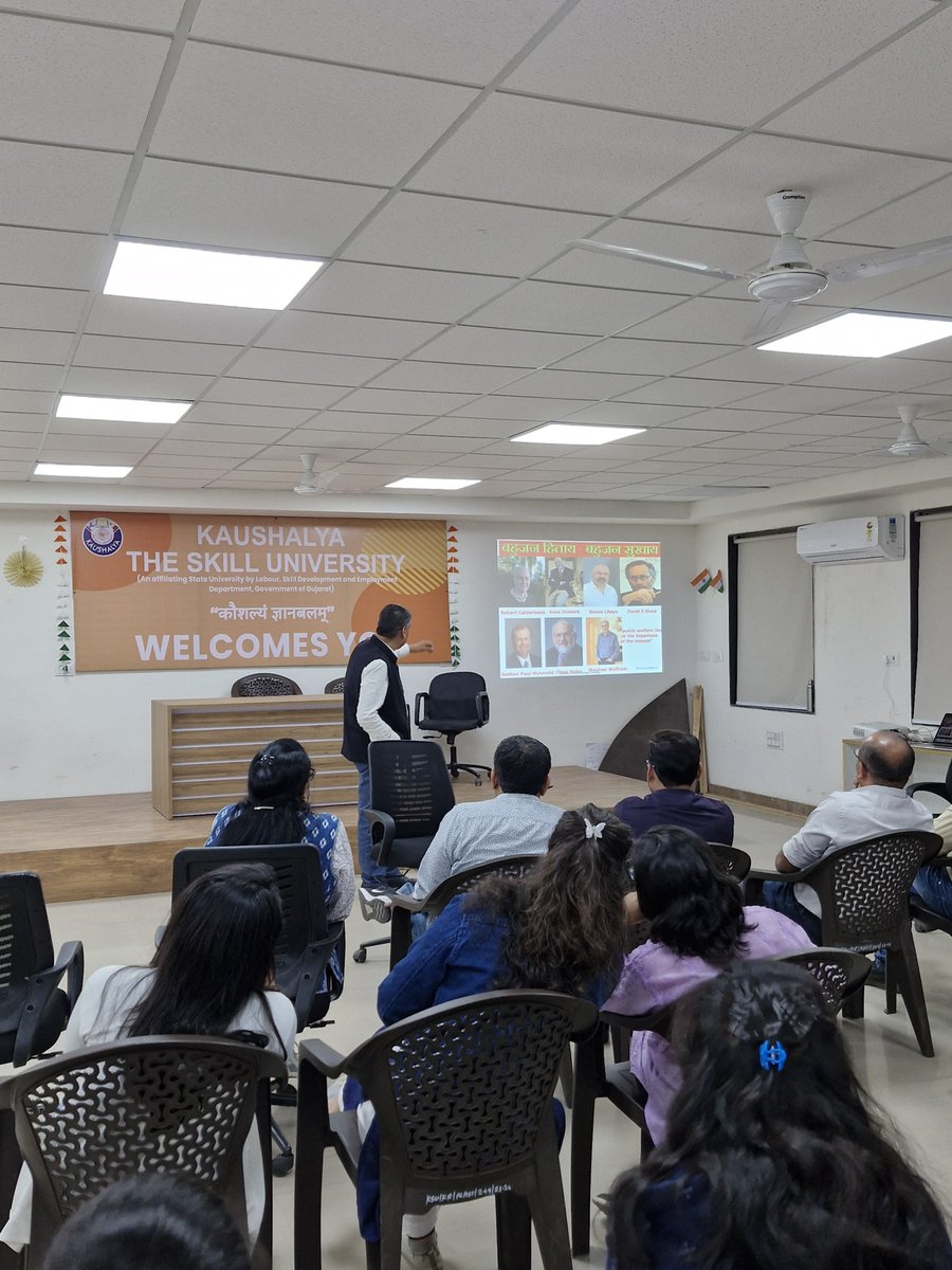 Celebrating National Mathematics Day at KSU! Prof. Dr. Manish Gupta delivered an inspiring talk on "Aesthetics of Indian Mathematics," exploring Ramanujan's legacy, Hindu astronomy, Vedic math, Turing machines, and more. A captivating session for all! #KSUEvents #MathDay